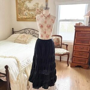 y2k rene margo size medium black tiered boho‎ maxi skirt